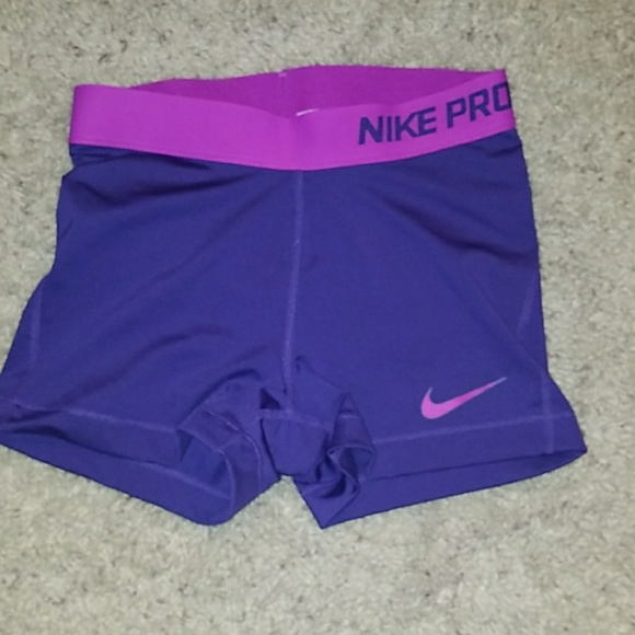 Nike Pants - Nike Pro spandex shorts sz sm